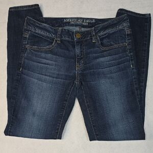 American Eagle Outfitters Women's Dark Blue Super Stretch Skinny Jeans Size 6